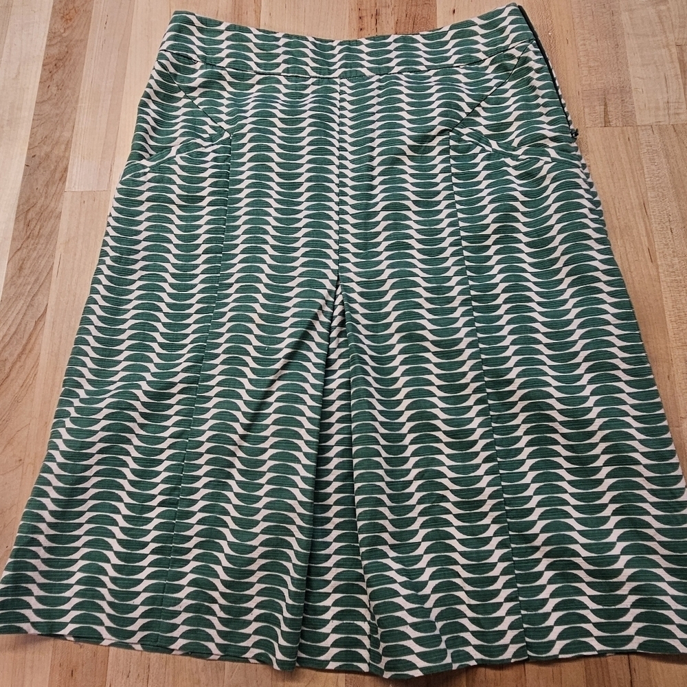 Boden Womans A-line Skirt 4 Green Polka Dot Knee Length Pockets Elastic Waist